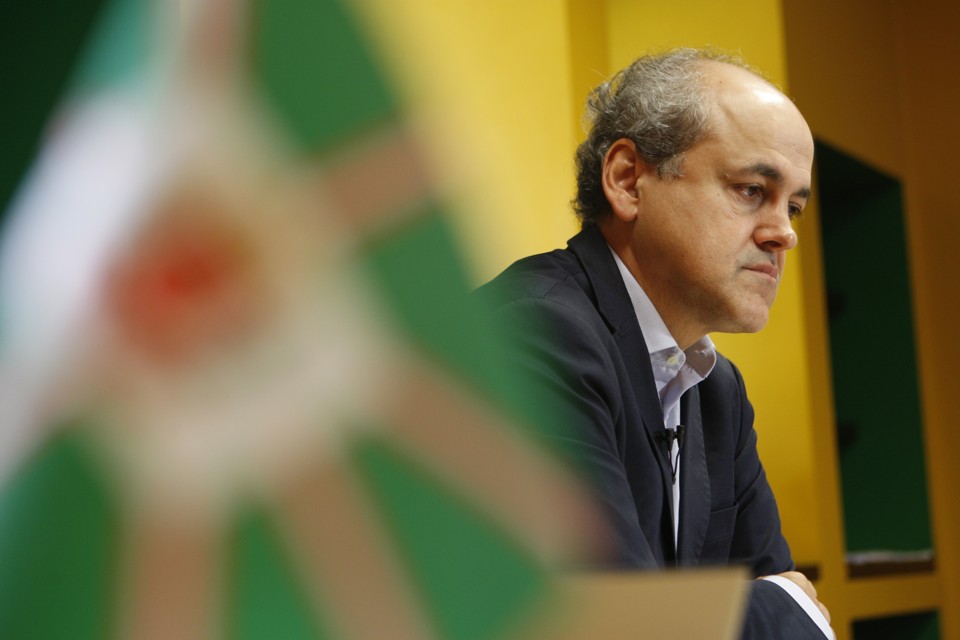 Descubra o que está arrancando os cabelos do prefeito Gustavo Fruet | Aniele Nascimento/Gazeta do Povo