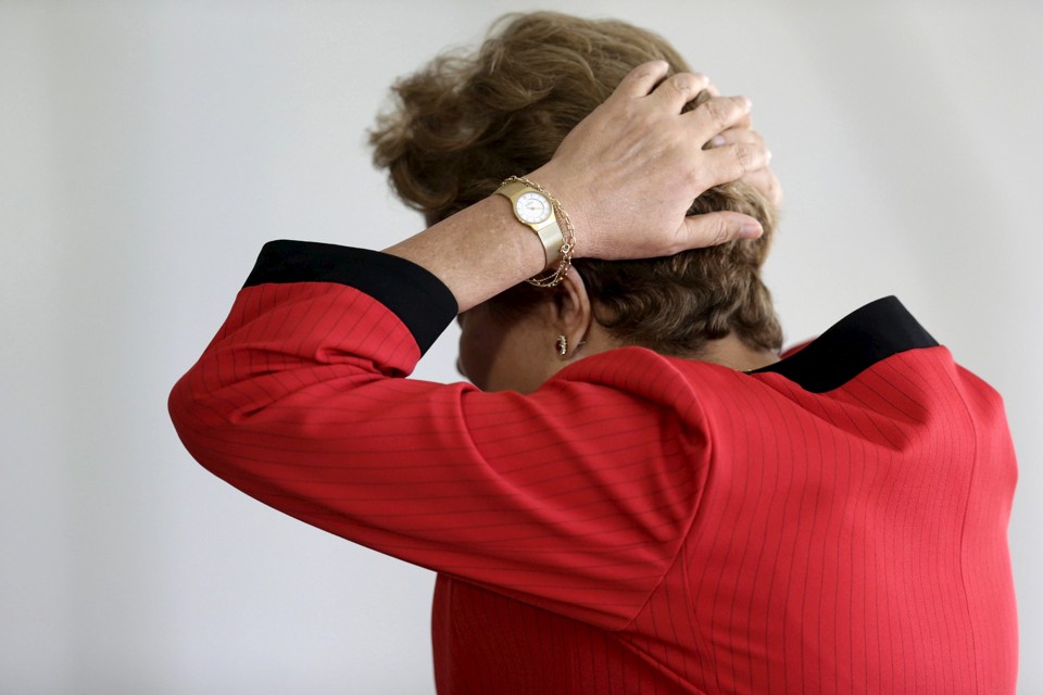 Para 84% dos brasileiros, Dilma conduz mal a economia. | UESLEI MARCELINO/REUTERS