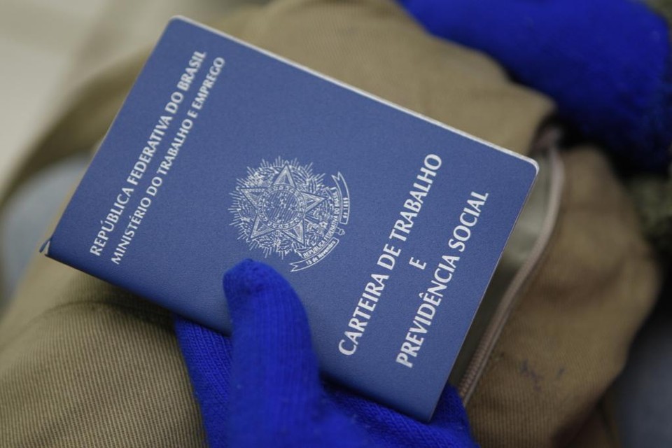A expectativa do governo é que um total de 50 mil trabalhadores sejam beneficiados pelo programa | Aniele Nascimento/Gazeta do Povo
