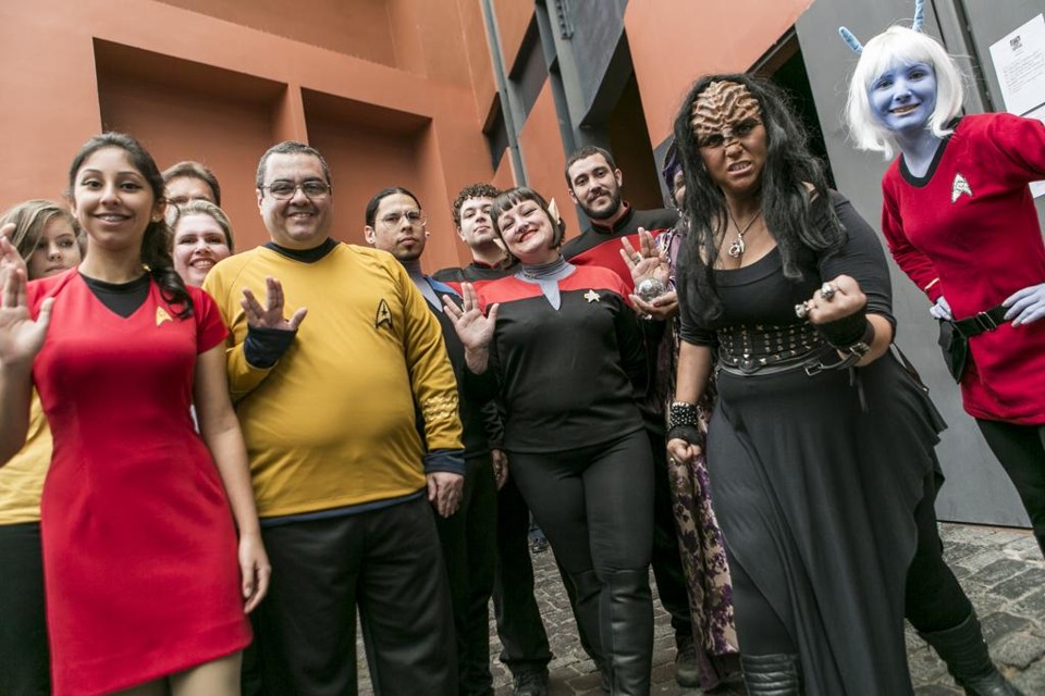 Participantes da 19ª TrekCon, que homenageou o ator Leonard Nimoy. | Marcelo Andrade/Gazeta do Povo