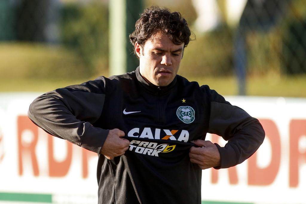 Kléber jogou apenas 55 minutos pelo Coritiba, na vitória sobre o Cruzeiro. | Henry Milleo/Gazeta do Povo