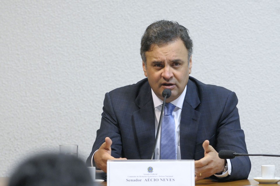Senador Aécio Neves voltou a abrir fogo contra a presidente Dilma. | Pedro França/Agência Senado