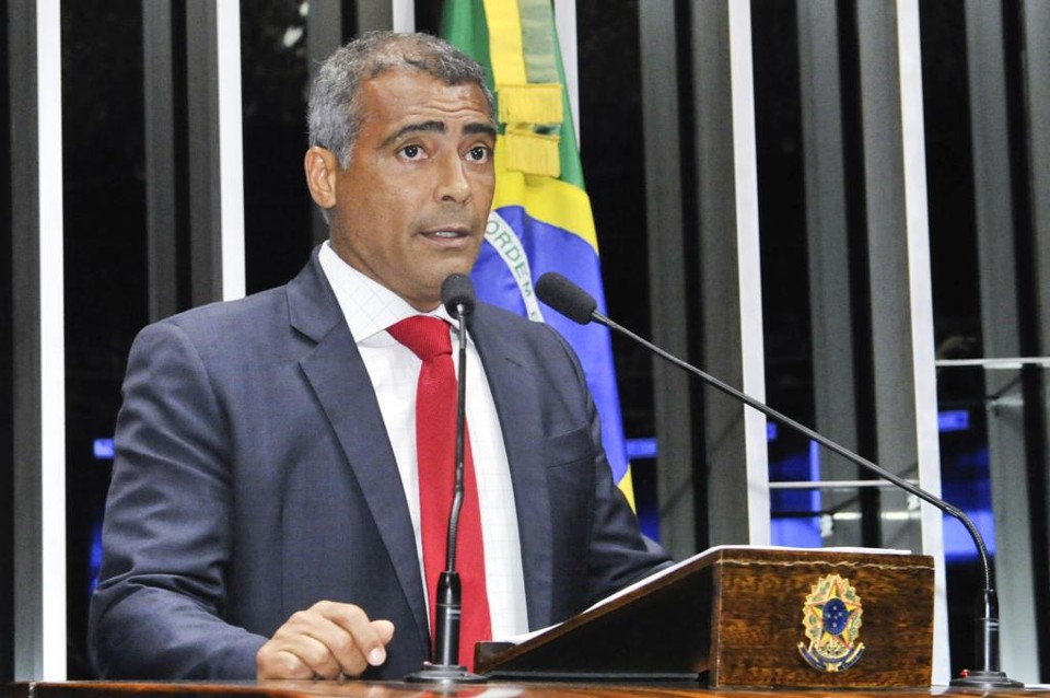 Ex-jogador Romário ficou surpreendido com máteria publicada pela revista “Veja”. | Waldemir Barreto
/Agência Senado