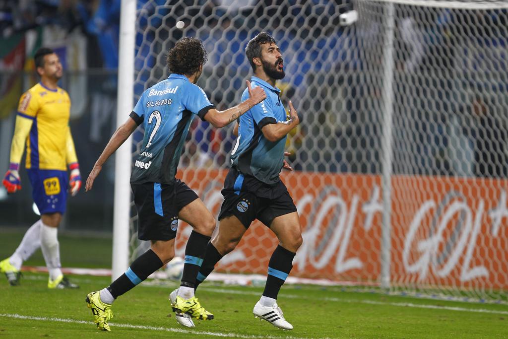Douglas marcou o gol da vitória do Grêmio sobre o Cruzeiro na Arena. | Lucas Uebel/Gremio FBPA