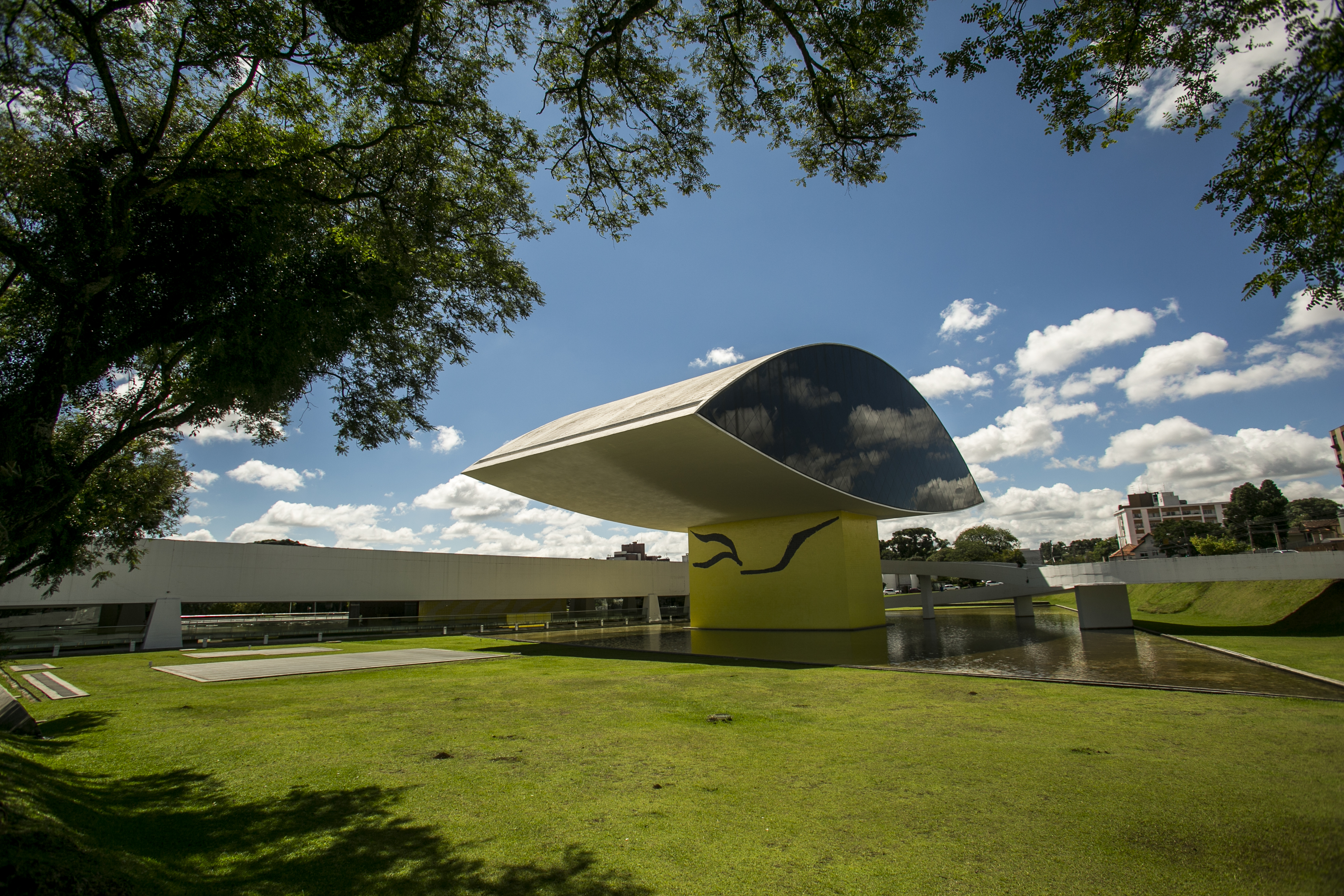 Museu Oscar Niemeyer irá ampliar visitação gratuita | Marcelo Andrade/Gazeta do Povo