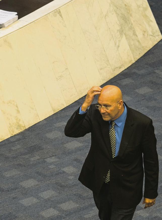 Romanelli diz que a proposta é resultado de negociação com professores. Sindicato nega. | Marcelo Andrade/Gazeta do Povo