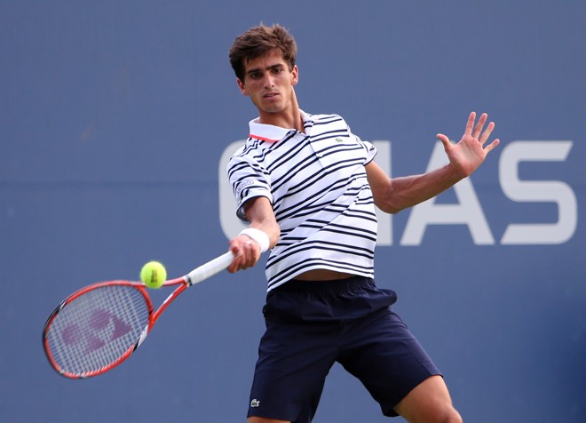 Pierre-Hugues Herbert , da França, com a clássica camisa polo listrada. | Jerry Lai/USA Today Sports