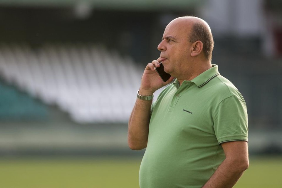 Valdir Barbosa quer saber se Atletiba terá arbitragem de fora | Marcelo Andrade/Gazeta do Povo