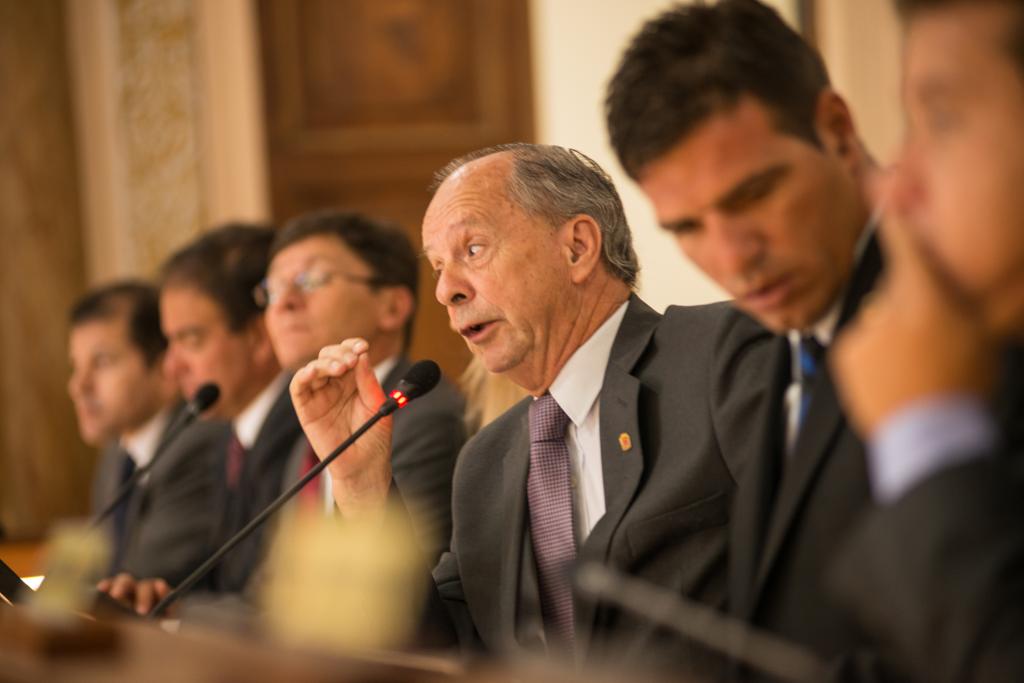 Vereadores de Curitiba, entre eles Aílton Araújo, presidente da Câmara Municipal. | Lucas Pontes/Gazeta do Povo