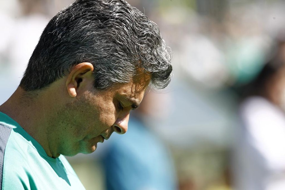 Ney Franco: olho na arbitragem. | Antônio More/Gazeta do Povo