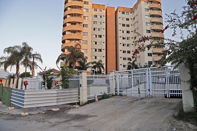 Vila Pan-Americana chamada de Vila do Pan na Barra da Tijuca no Rio de Janeiro, que foi construída para os jogos Pan-Americana de 2007 e que está com problemas estruturais nas ruas de acesso da vila. | Albari Rosa/Gazeta do Povo