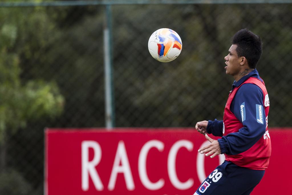 Wanderson não emplacou no Paraná e acabou voltando antes do tempo para seu clube de origem, a Ponte Preta. | Brunno Covello/Gazeta do Povo