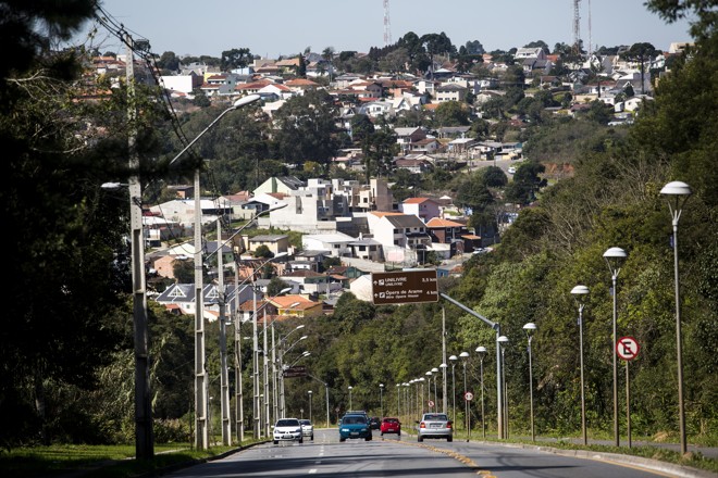 Trecho em declive da avenida. | Brunno Covello/Gazeta do Povo