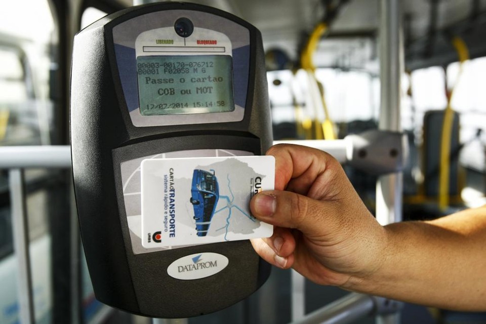 Urbs anunciou a instalação de novos validadores um dia após apresentação do modelo metropolitano | Andre Rodrigues/Gazeta do Povo