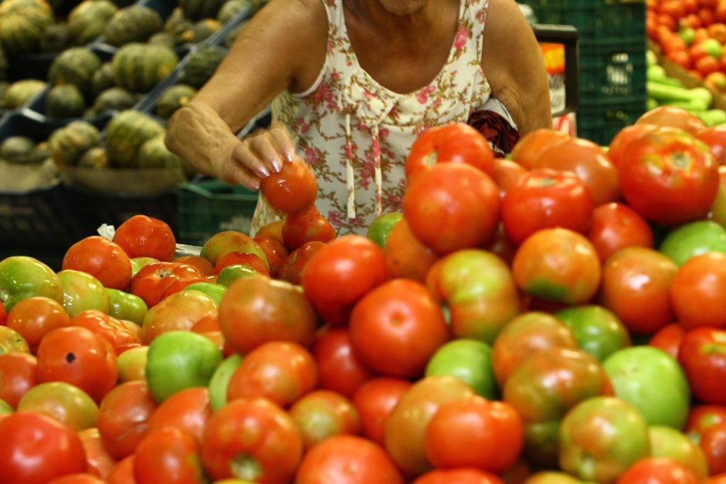 O tomate está entre os produtos que tiveram a maior alta mês passado em Curitiba | Roberto Custodio
/Jornal de Londrina