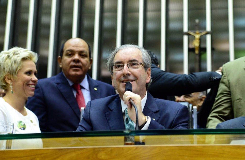 Eduardo Cunha entre colegas: uma ampla rede de apoios. | Nilson Bastian/Câmara dos Deputados