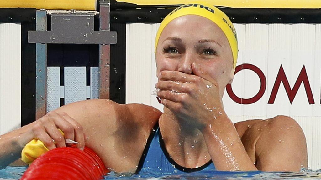 Sarah Sjöstrom chora ao ver o tempo que lhe deu o ouro e o recorde: sueca passou parte do primeiro semestre treinando em Santa Catarina. | Stefan Wermuth/Reuters