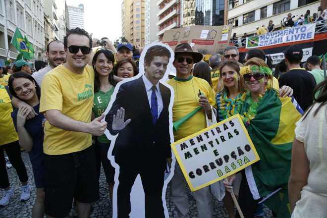 Juiz Sergio Moro vira celebridade em manifestação em Curitiba | Henry Milléo/ Gazeta do Povo