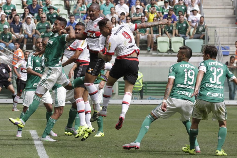 Palmeiras conseguiu virar o jogo e voltar para o grupo dos melhores do campeonato. | Gilvan de Souza / Flamengo