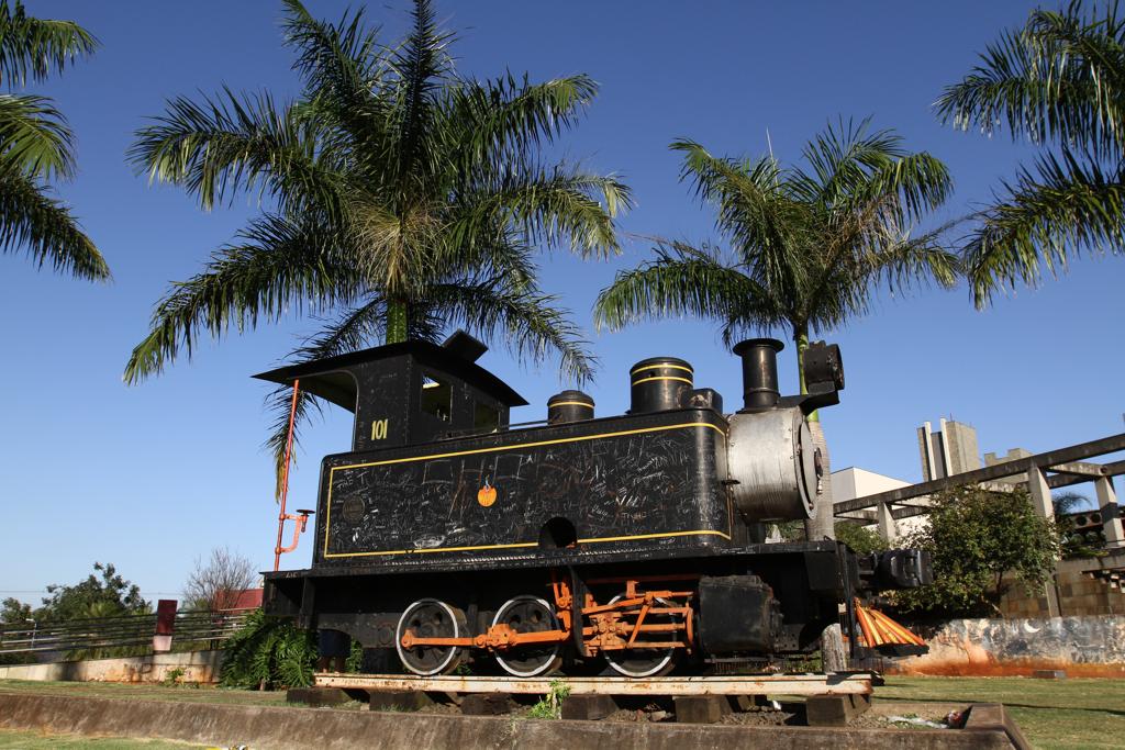 Locomotiva em Londrina. | Gilberto Abelha/Jornal de Londrina