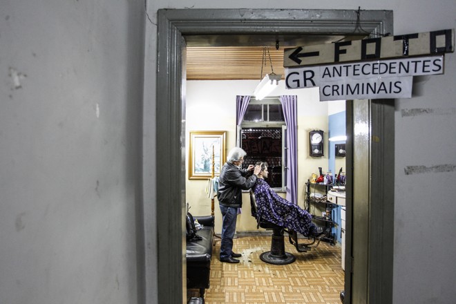 Barbeiro Vico, centro de Curitiba | Daniel Castellano/Gazeta do Povo
