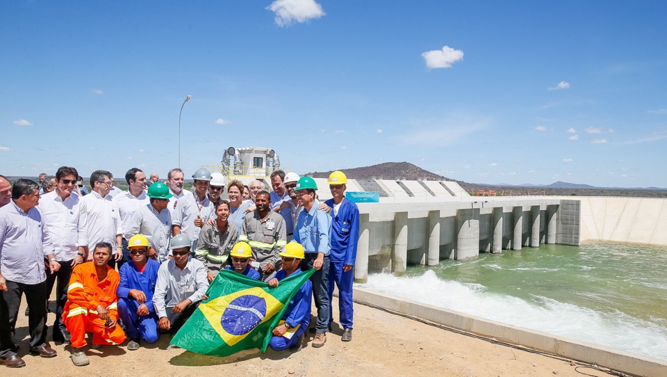Dilma foi a Pernambuco inaugurar um trecho da obra do Rio São Francisco. | Roberto Stuckert Filho/ PR