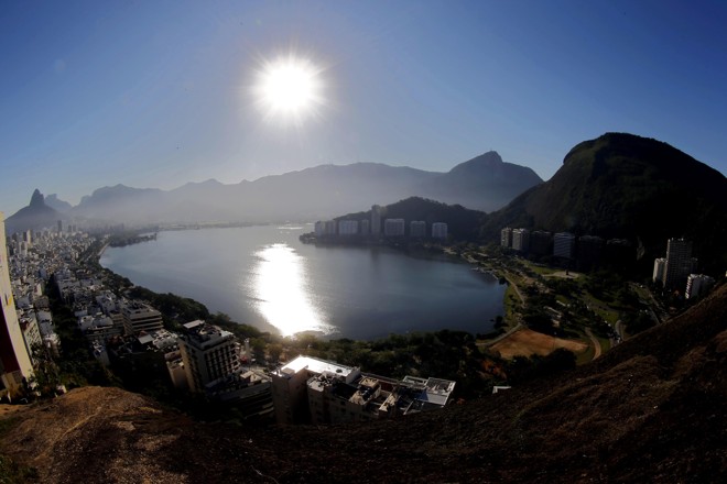 7 Lagoa Rodrigo de Freitas é cercada por montanhas, pela Floresta da Tijuca e é abraçada pelo Cristo Redentor. A lagoa vai receber as provas de remo e de canoagem de velocidade. | Albari Rosa/Gazeta do Povo