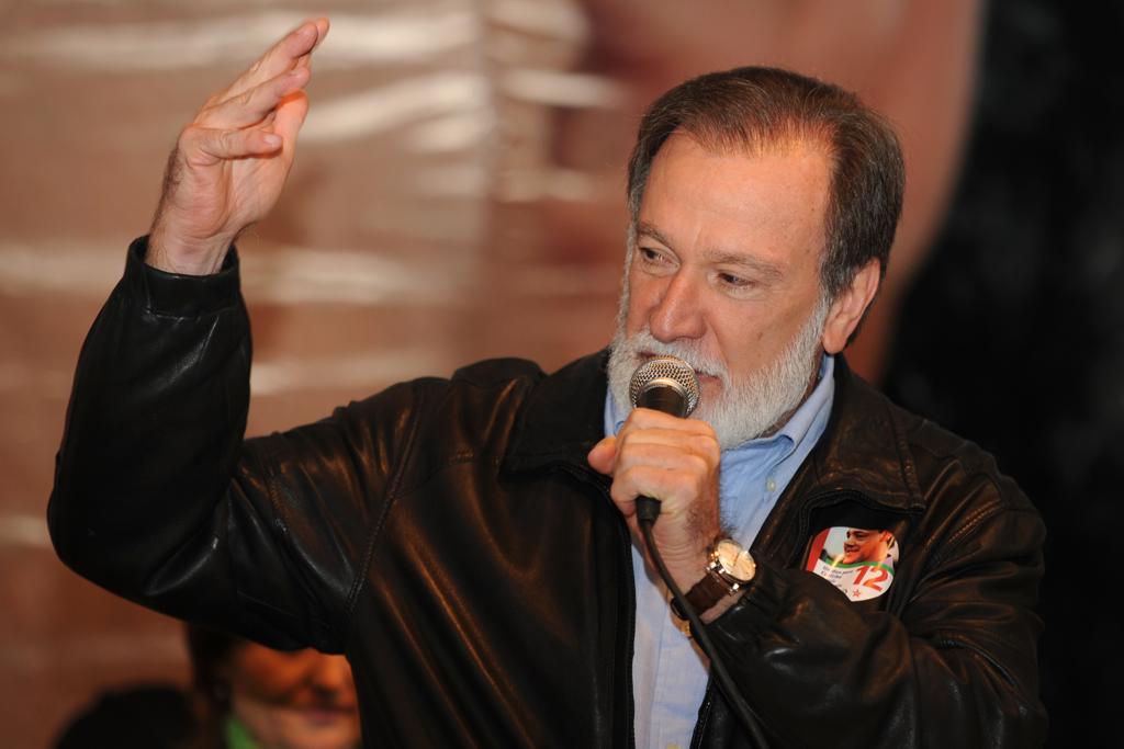 Ex-senador Osmar Dias (PDT) negou que vai retornar à política | Marcelo Andrade/ Gazeta do Povo
