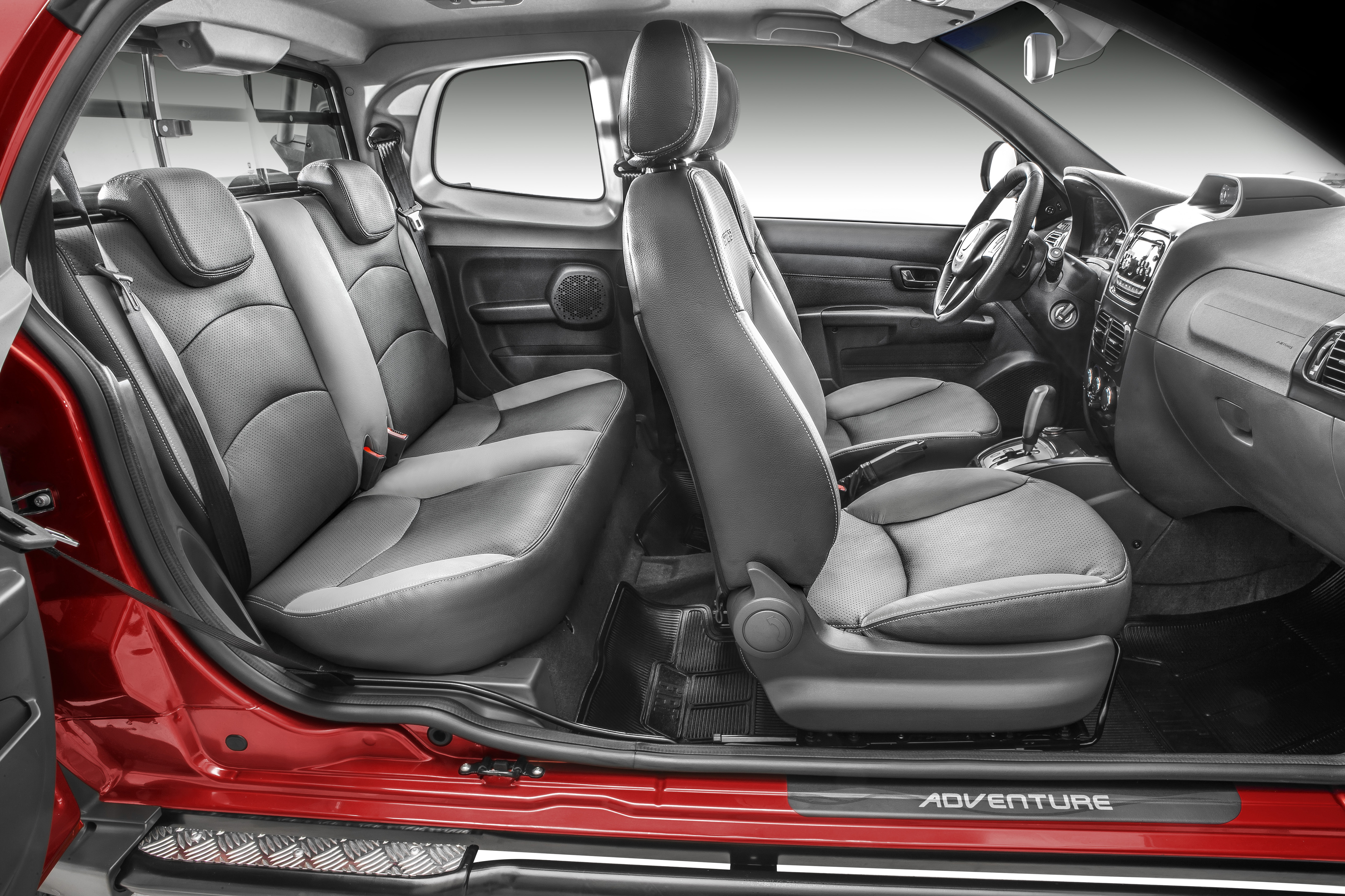 Em dezembro de 2013, a Fiat convocou todos os proprietários para um recall, por causa de uma falha no sistema do cinto de segurança do passageiro do banco dianteiro. O setor automotivo é um dos maiores promotores de chamadas para reparos. | Studio Cerri/Fiat