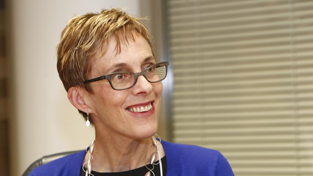 Jeanie Fay Snow, do Google: é preciso treinar líderes em situações práticas. | Antônio More/Gazeta do Povo