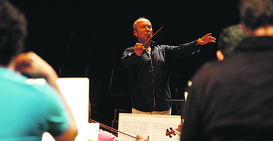 O maestro francês Benoit Fromanger. | Aniele Nascimento/Gazeta do Povo