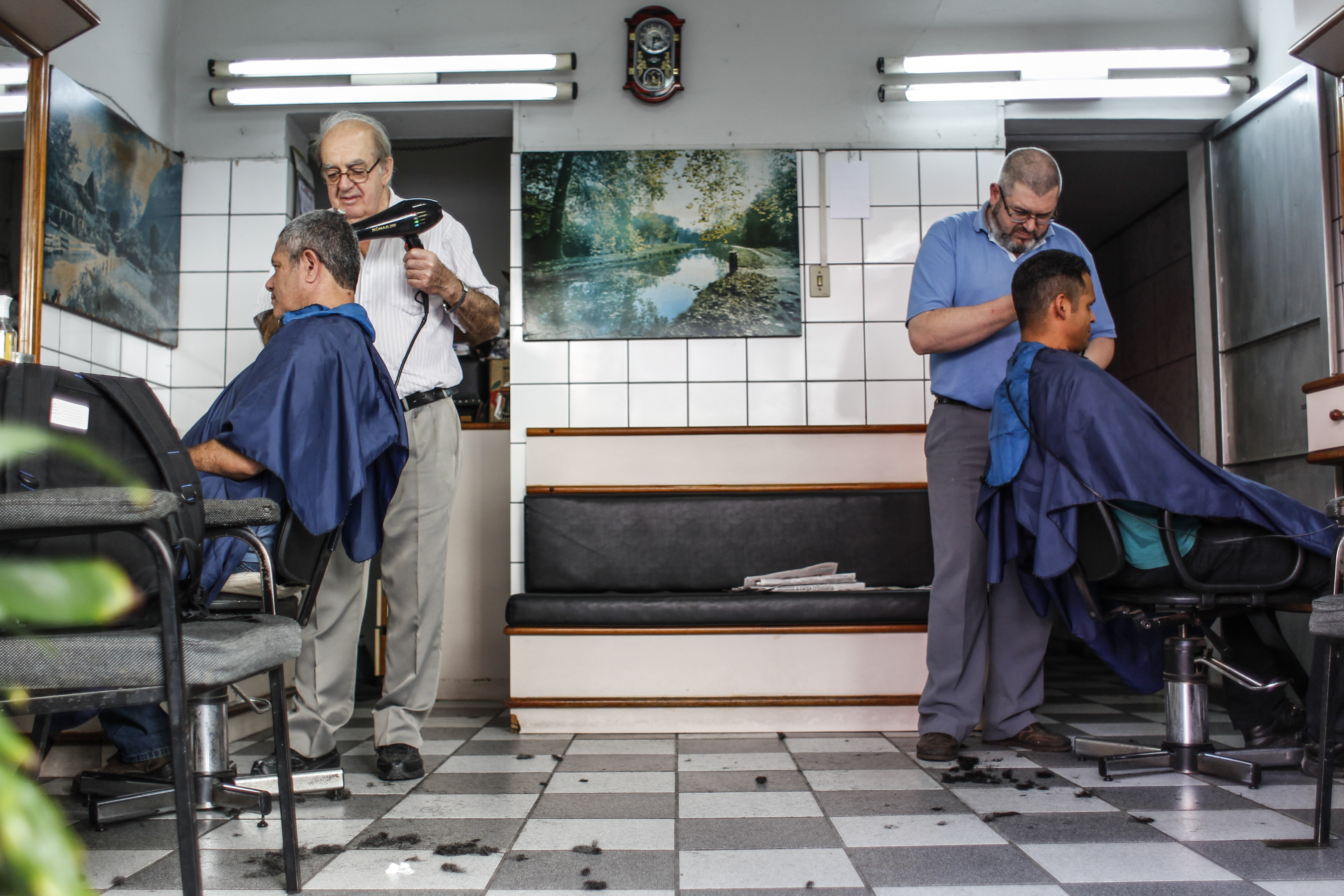 Honório (à esquerda), queria sair da roça: “Se era para ser mesmo meu caminho, nunca vou saber.” | Daniel Castellano/Gazeta do Povo