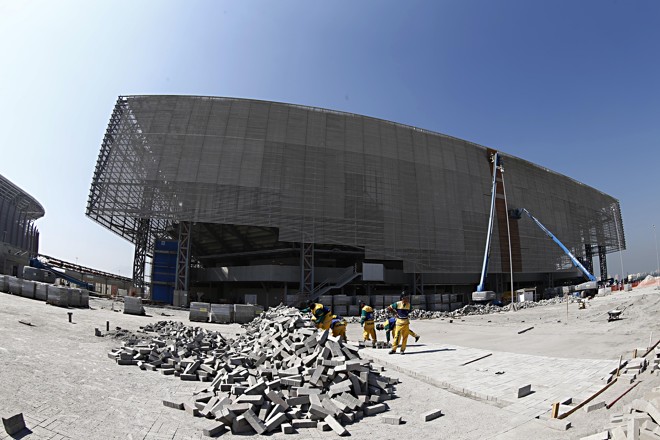 A Arena do Futuro, que receberá a disputa do handebol e será desmontada após os Jogos para se transformar em quatro escolas com 16 salas para atender 500 alunos cada, fica pronta mês que vem. | Albari Rosa/Gazeta do Povo