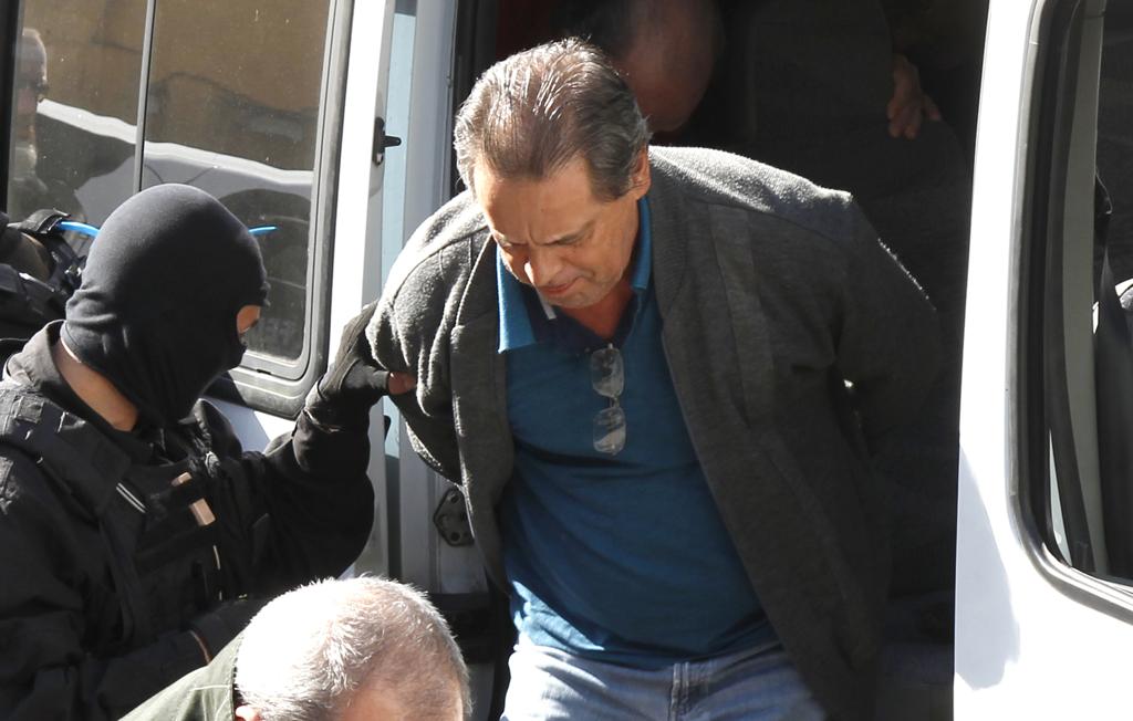 Irmão de José Dirceu no IML em Curitiba. | Aniele Nascimento/Gazeta do Povo