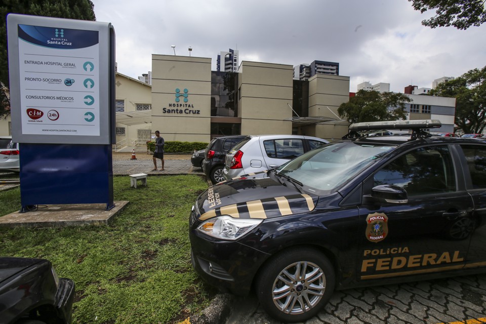 O doleiro Alberto Youssef é o campeão em internações, com pelo menos seis passagens pelo Hospital Santa Cruz. | Daniel Castellano/Gazeta do Povo
