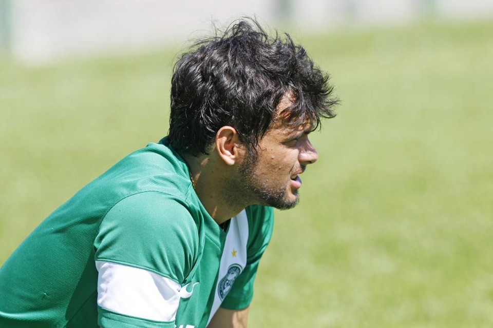 Lateral Norberto  foi emprestado ao Vitória. | Antônio More / 
Gazeta do Povo