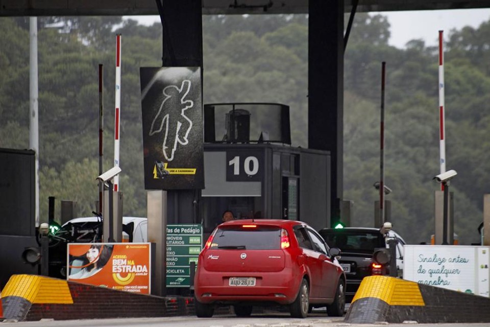 Praça de pedágio: contratos vencem em 2022. Negociação pode renovar as concessões por mais 25 anos. | Antônio More / Gazeta do Povo