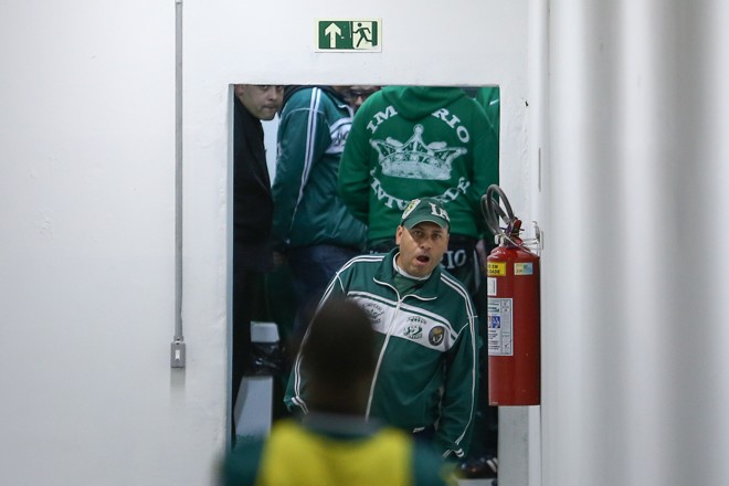 PAPO RETO: O comportamento do grupo de coxas-brancas que foi ao vestiário alviverde cobrar os jogadores após a derrota por 1 a 0 para o Flamengo (13/6), aumentou a lista de episódios polêmicos envolvendo a torcida alviverde, diretoria e jogadores. | GERALDO BUBNIAK/ESTADÃO CONTEÚDO