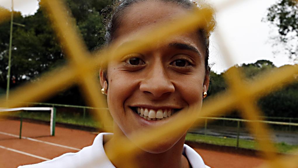 Radicada em Curitiba, Teliana Pereira terá adversária complicada na primeira partida do Aberto dos Estados Unidos. | Albari Rosa/Gazeta do Povo