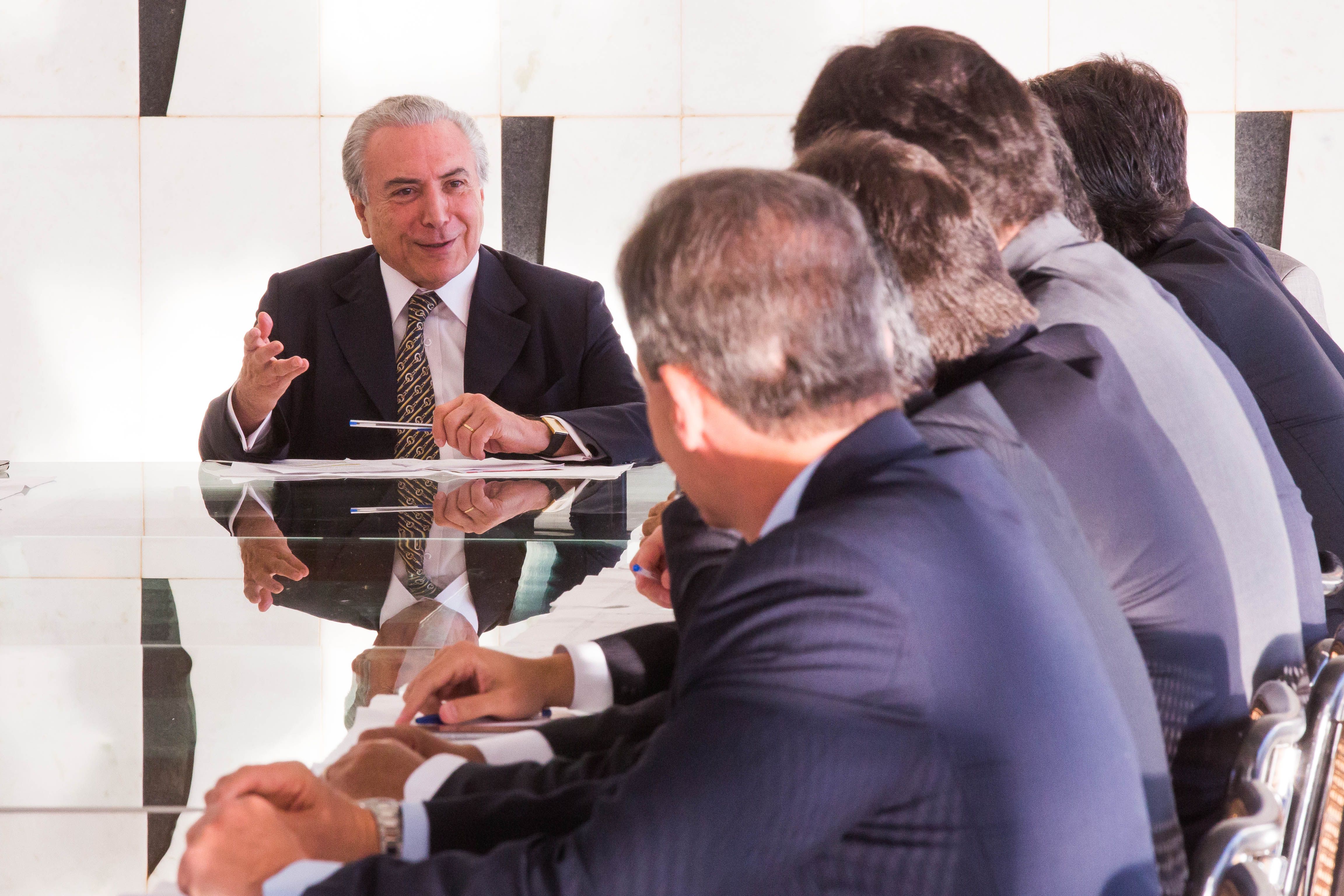 Vice-presidente e articulador político do governo, Temer se reuniu com os senadores para pedir união em torno do país. | Romerio Cunha/Divulgação