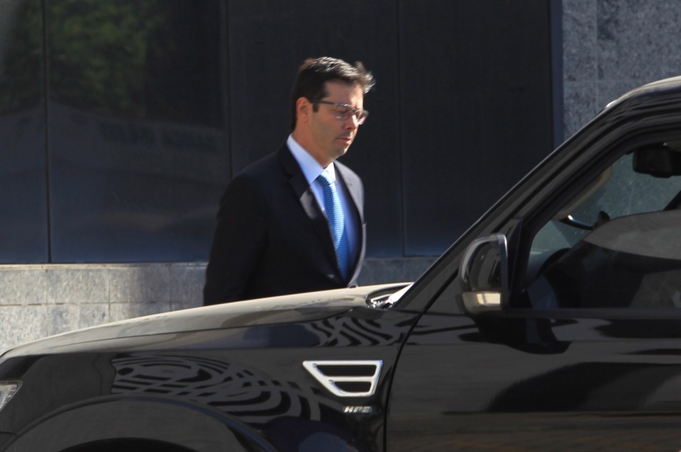 Ex-vereador no interior de São Paulo, Alexandre Romano foi preso e transferido para Curitiba. | Marcos Alves/Agência O Globo