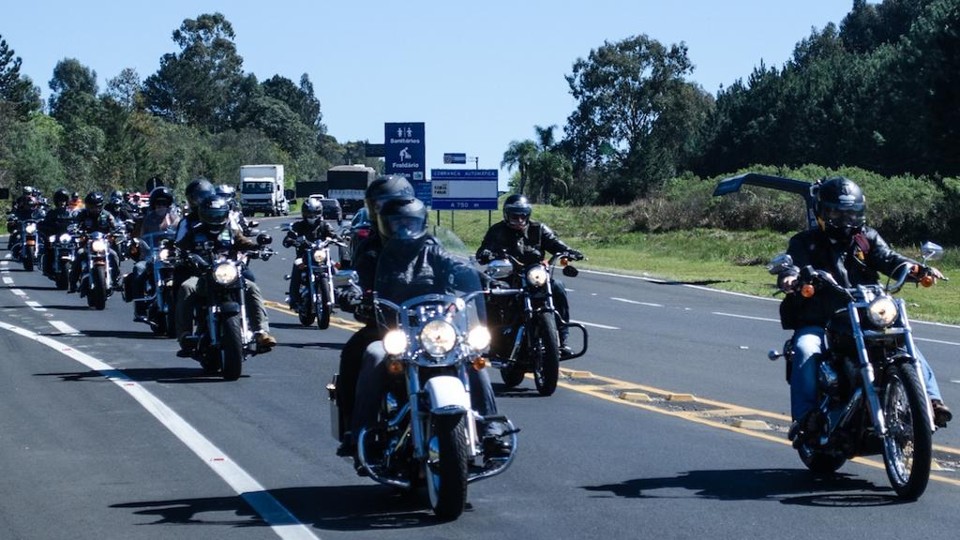 Projeto contou com a participação de 47 motociclistas durante o passeio de Ponta Grossa a Antonina. | Fotos: Divulgação