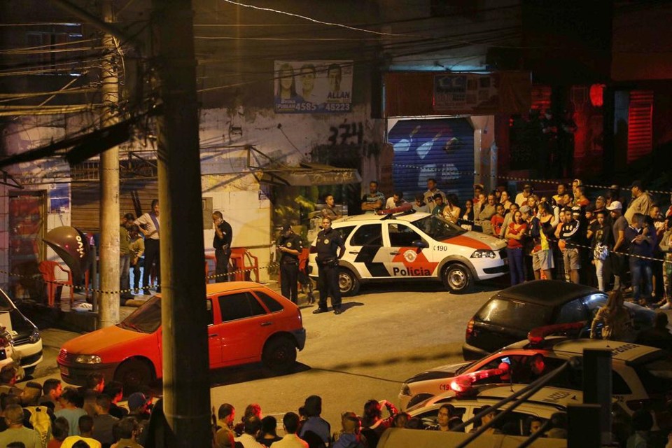 Série de ataques na noite de quinta-feira (13) deixou 18 mortos em Osasco (SP). | Edison Temoteo/Futura Press