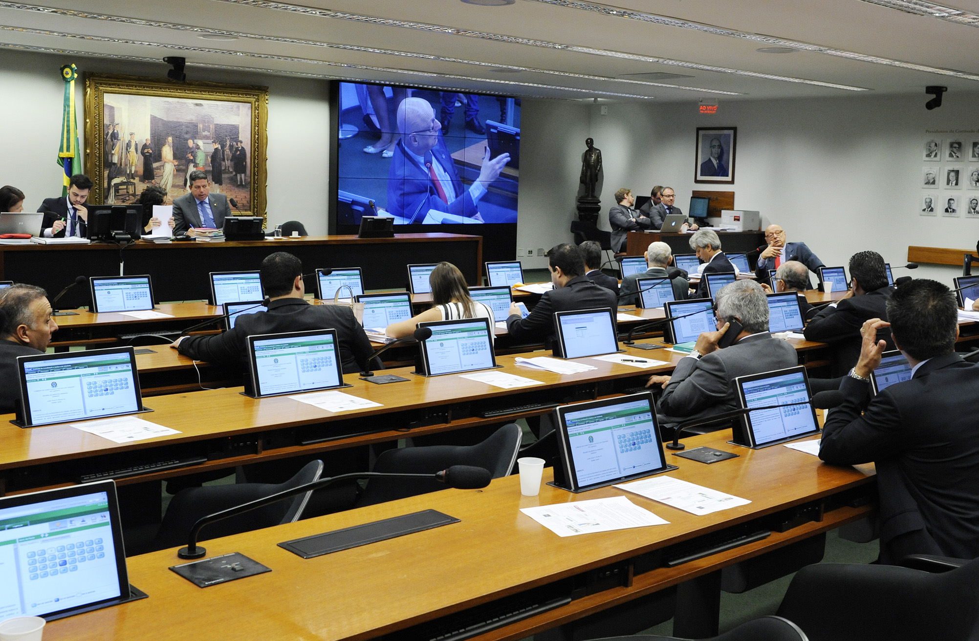 Comissão da Câmara aprovou a PEC que libera mais dinheiro para estados e municípios. | Luis Macedo / Câmara dos Deputados