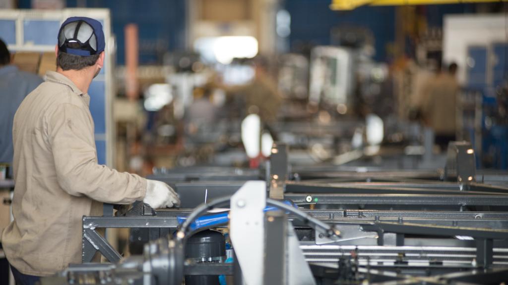 A indústria paranaense demitiu mais de 7 mil pessoas em julho. | Henry Milleo/Gazeta do Povo