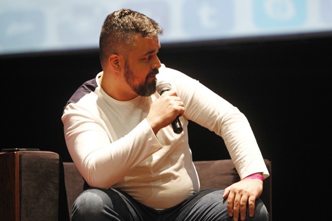 Marcelo Arantes (@DR_MARCELO), no painel sobre “Aprecie a Internet com moderação ou enlouqueça em um mundo no qual a tecnologia, assim como a zoeira, não terá limites. | Antônio More/Gazeta do Povo