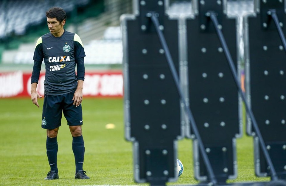O Coritiba de Lúcio Flávio precisa de aproveitamento de quase 54% dos pontos para não ser rebaixado à Série B. | Hugo Harada/Gazeta do Povo