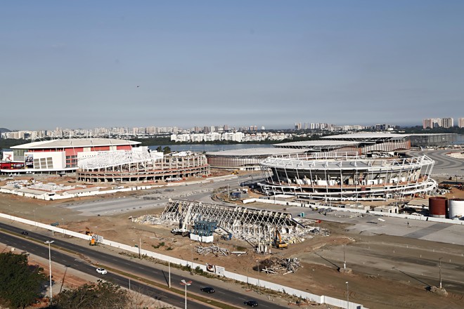 12 Obras das arenas no Parque Olímpico na Barra da Tijuca. Promessa que área servirá para a população depois do evento esportivo. | Albari Rosa/Gazeta do Povo