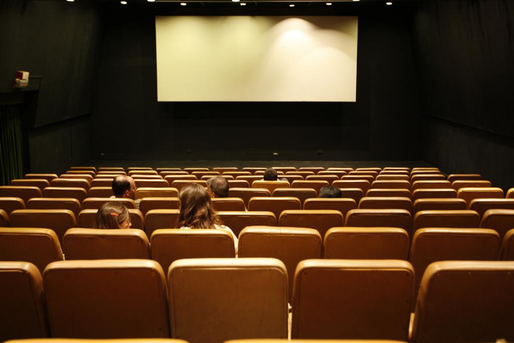 Sala do Cine Luz durante exibição do último filme no local, em 2009. | Antonio Costa/Gazeta do Povo