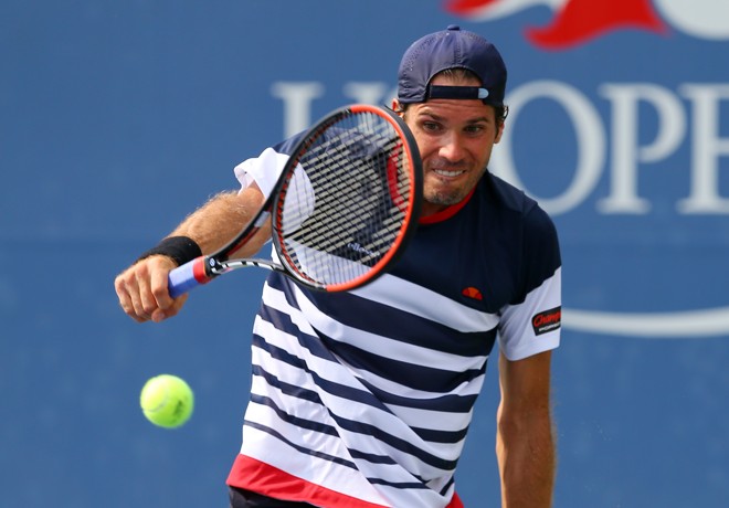 O alemão Tommy Haas usa um camiseta mais esportiva. | Jerry Lai/USA Today Sports